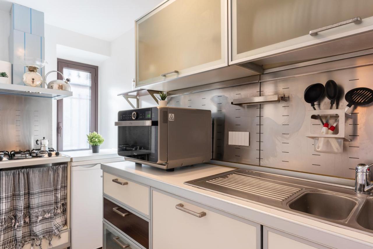 Via Etnea Cozy Apartment With Balcony Катанія Екстер'єр фото